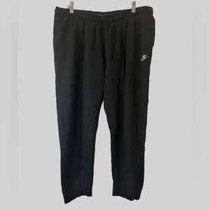 Nike Women’s Sweatpants Black W/White Embroidered Logo Size 1X